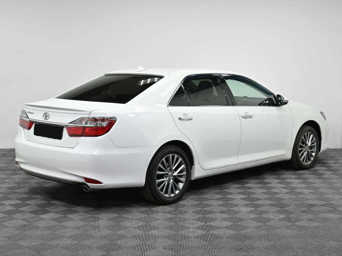 Toyota Camry 2017 года с пробегом. Фото: #1