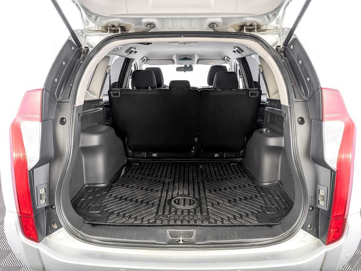 Mitsubishi Pajero Sport 2018 года с пробегом. Фото: #9