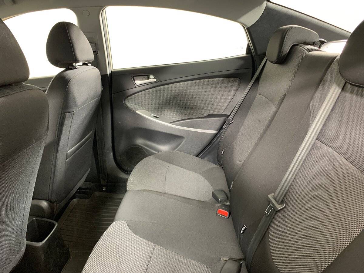 Hyundai Solaris 2012 года с пробегом. Фото: #17