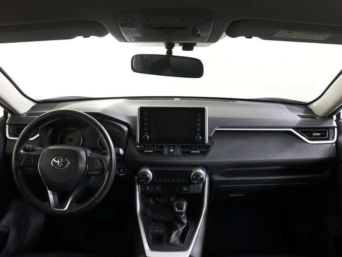 Toyota RAV4 2020 года с пробегом. Фото: #12