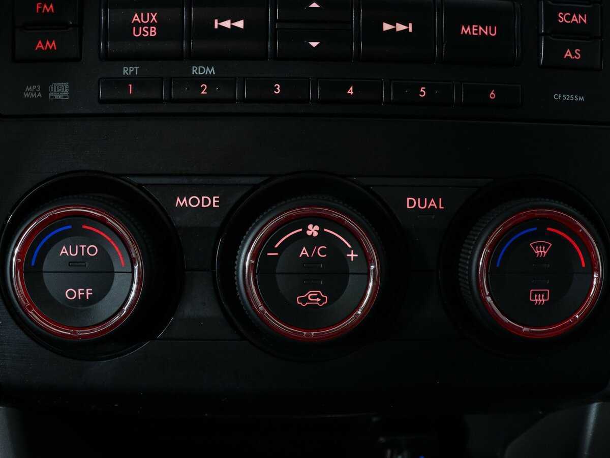 Subaru Forester 2014 года с пробегом. Фото: #13