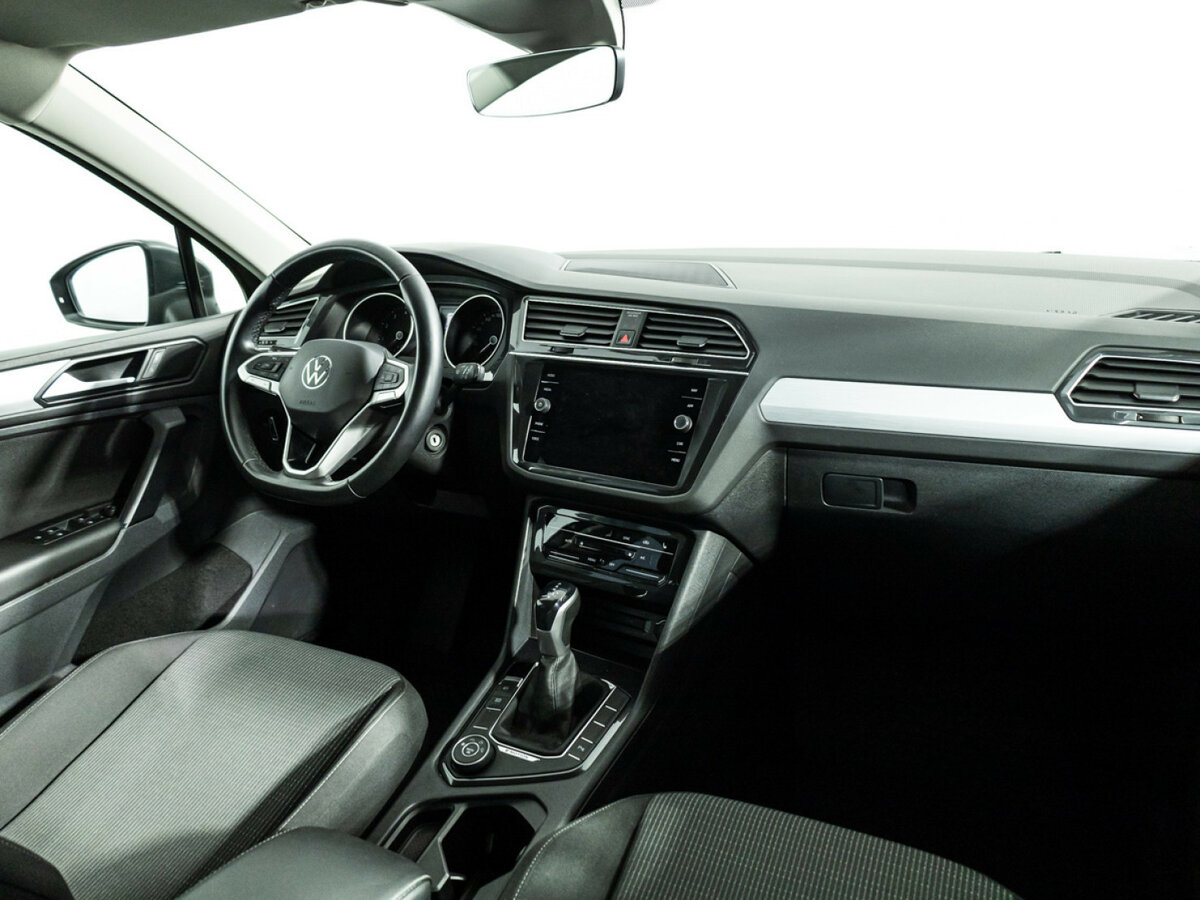 Volkswagen Tiguan 2022 года с пробегом. Фото: #8