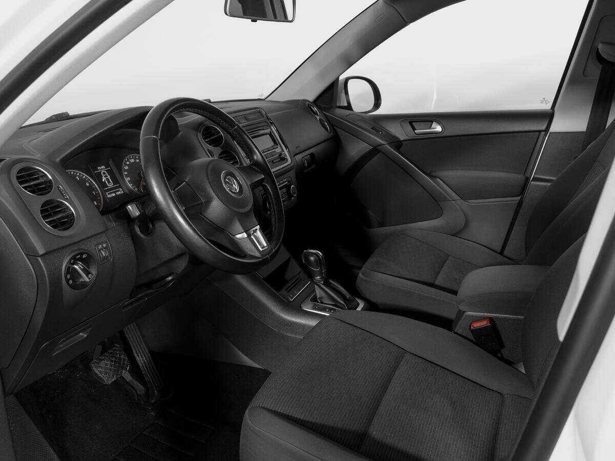 Volkswagen Tiguan 2012 года с пробегом. Фото: #14