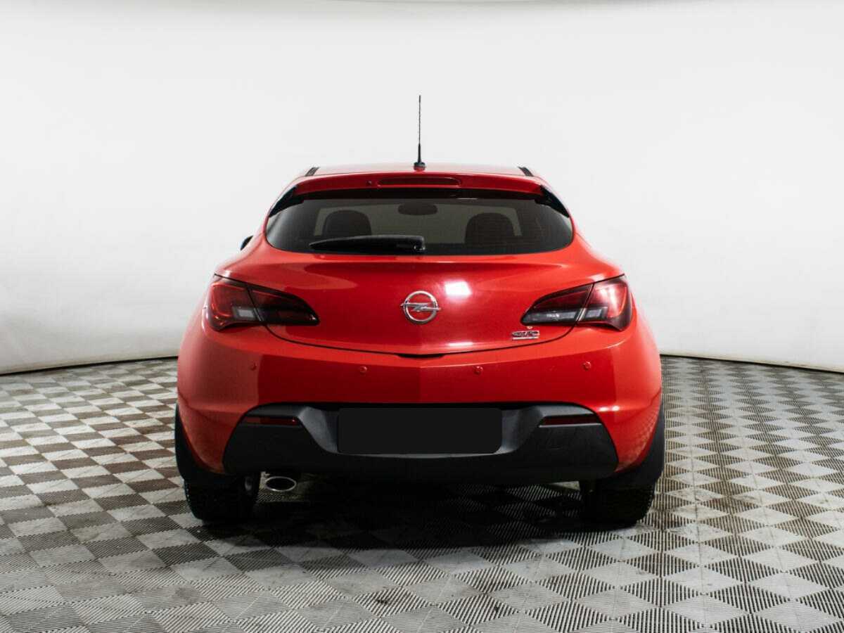 Opel Astra 2013 года с пробегом. Фото: #5