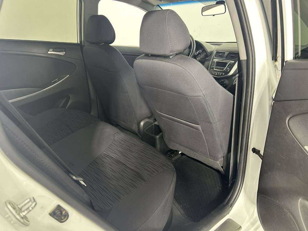 Hyundai Solaris 2015 года с пробегом. Фото: #15