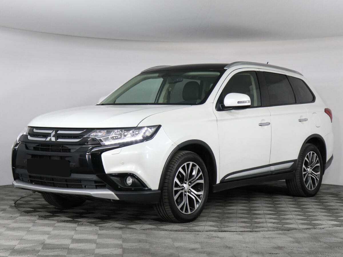 Mitsubishi Outlander 2016 года с пробегом. Посмотреть фото