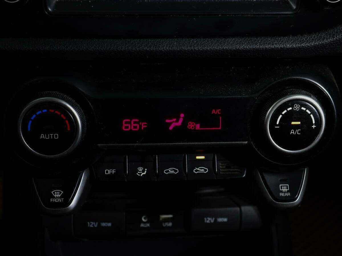 Kia Rio 2018 года с пробегом. Фото: #18