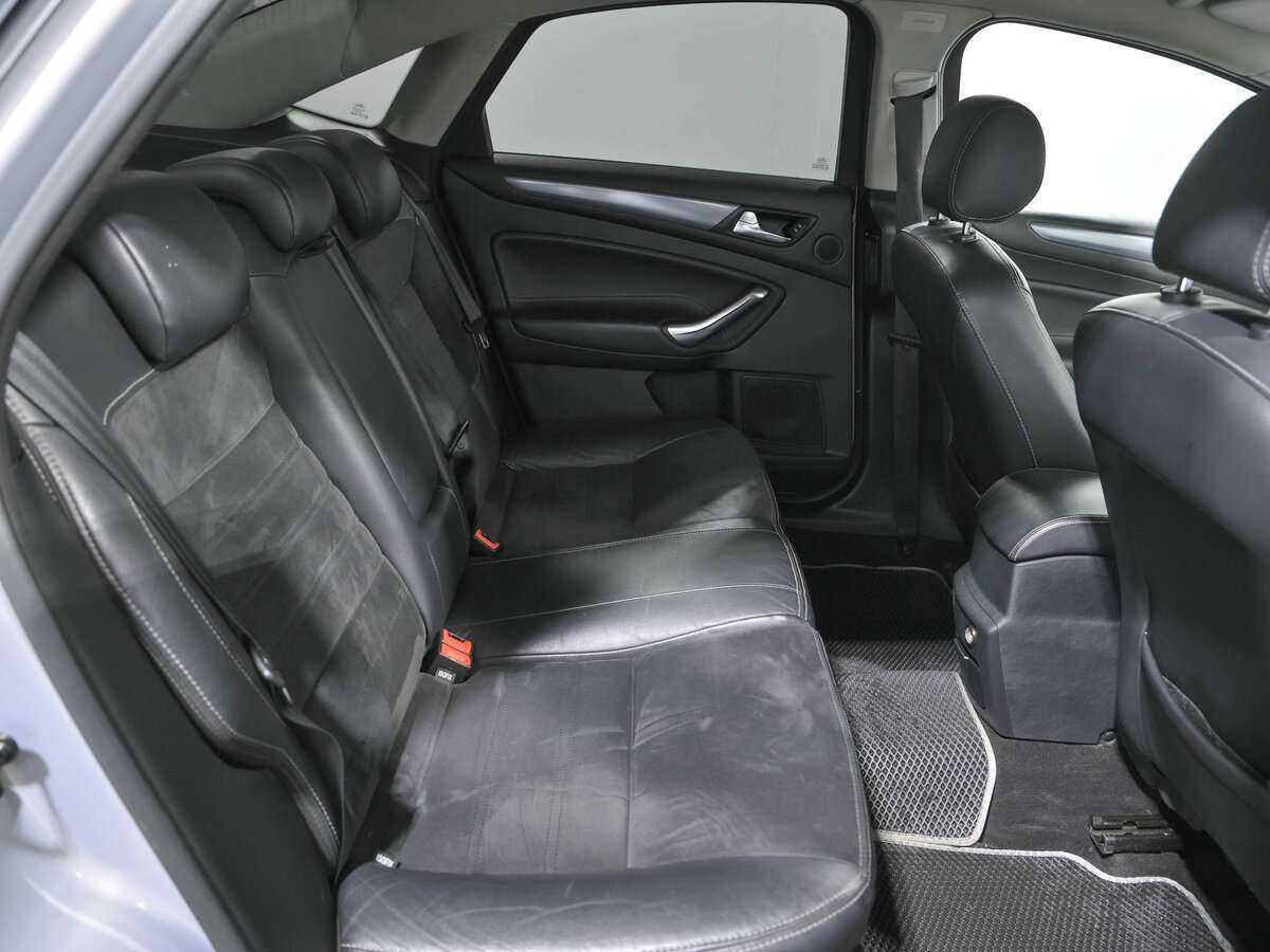 Ford Mondeo 2012 года с пробегом. Фото: #14