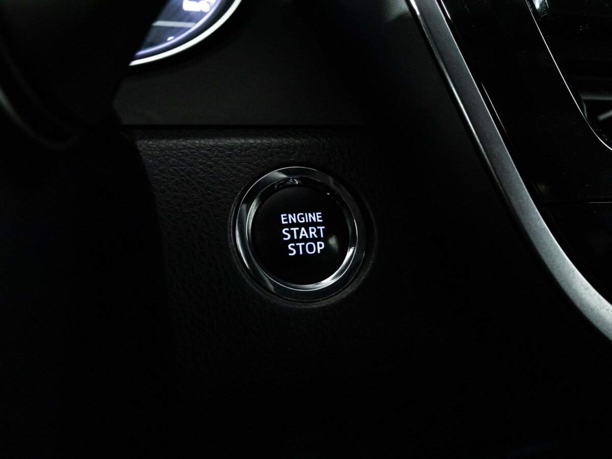 Toyota Camry 2021 года с пробегом. Фото: #18