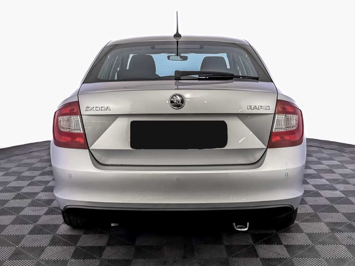 Skoda Rapid 2018 года с пробегом. Фото: #5
