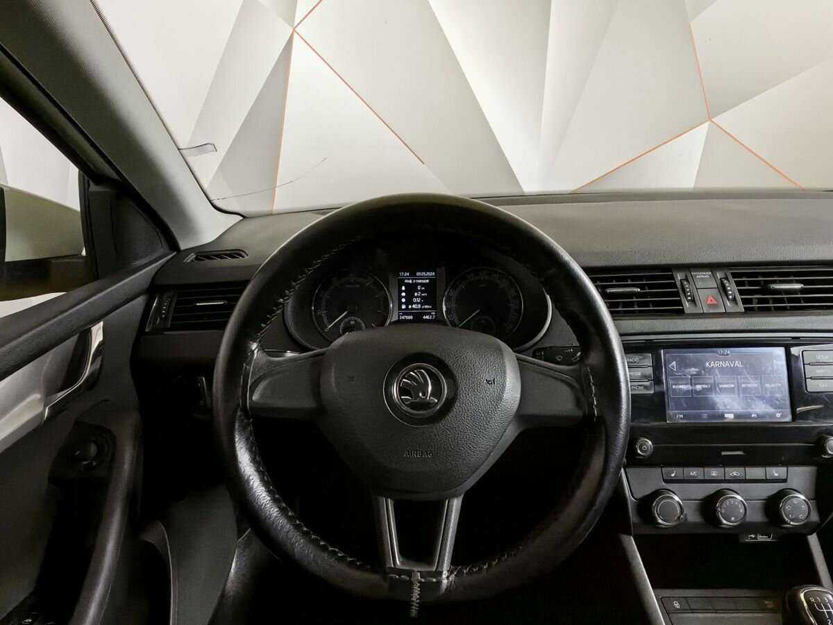 Skoda Octavia 2019 года с пробегом. Фото: #14
