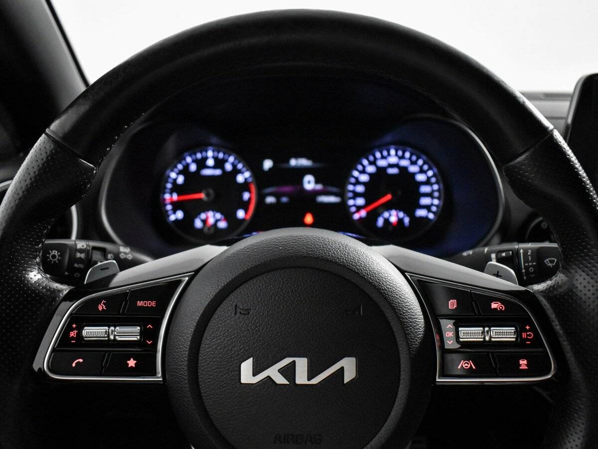 Kia Cerato 2022 года с пробегом. Фото: #18