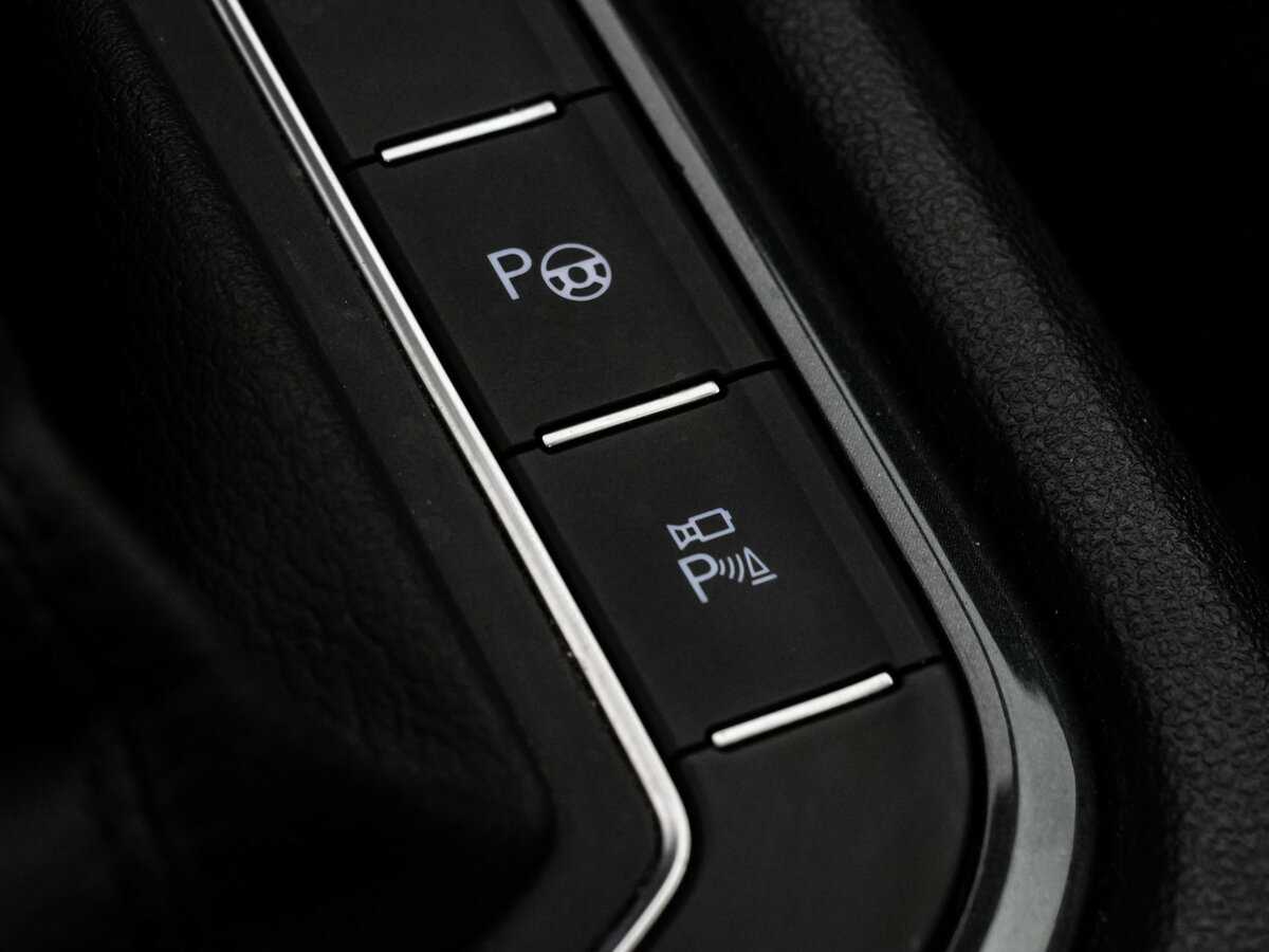 Volkswagen Tiguan 2018 года с пробегом. Фото: #18