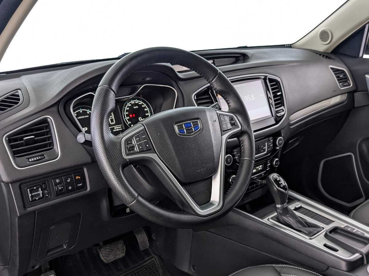 Geely Emgrand X7 2019 года с пробегом. Фото: #14