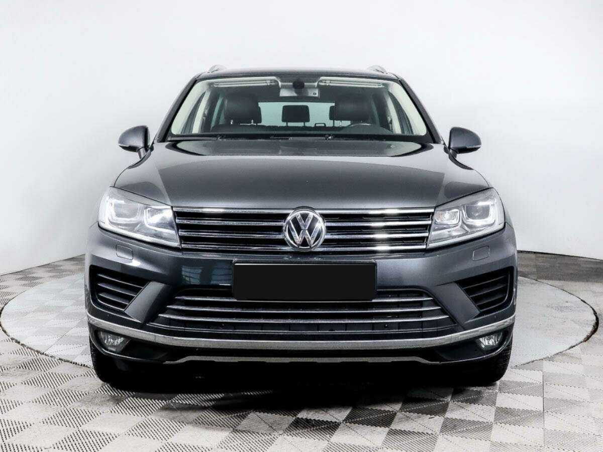Volkswagen Touareg 2016 года с пробегом. Фото: #1