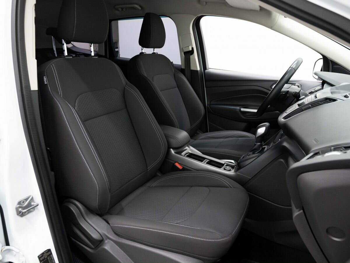 Ford Kuga 2017 года с пробегом. Фото: #13