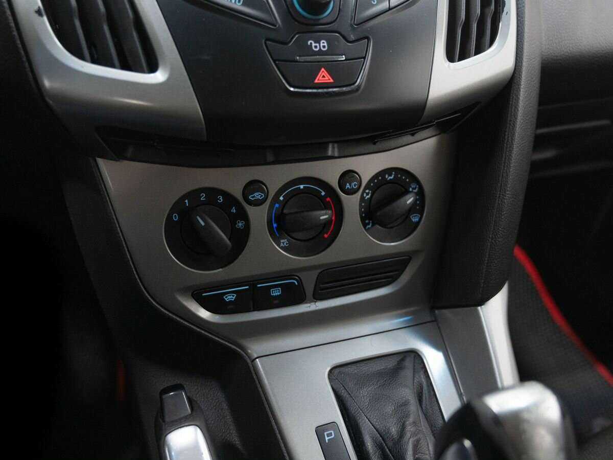 Ford Focus 2013 года с пробегом. Фото: #23