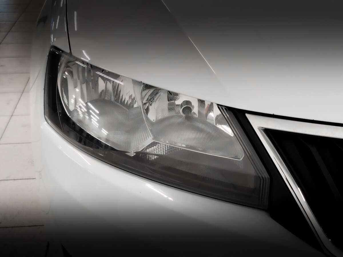 Skoda Rapid 2017 года с пробегом. Фото: #15