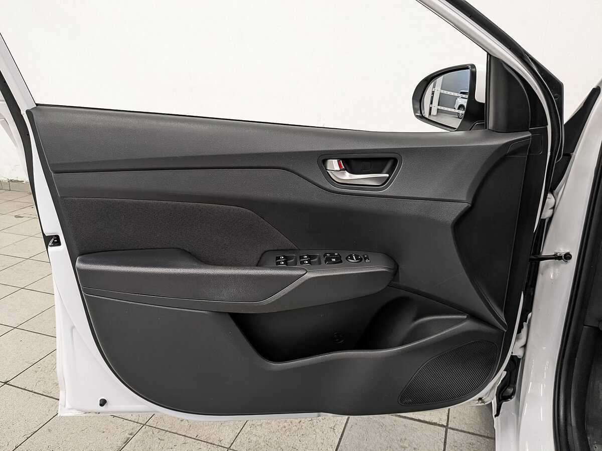 Hyundai Solaris 2021 года с пробегом. Фото: #16