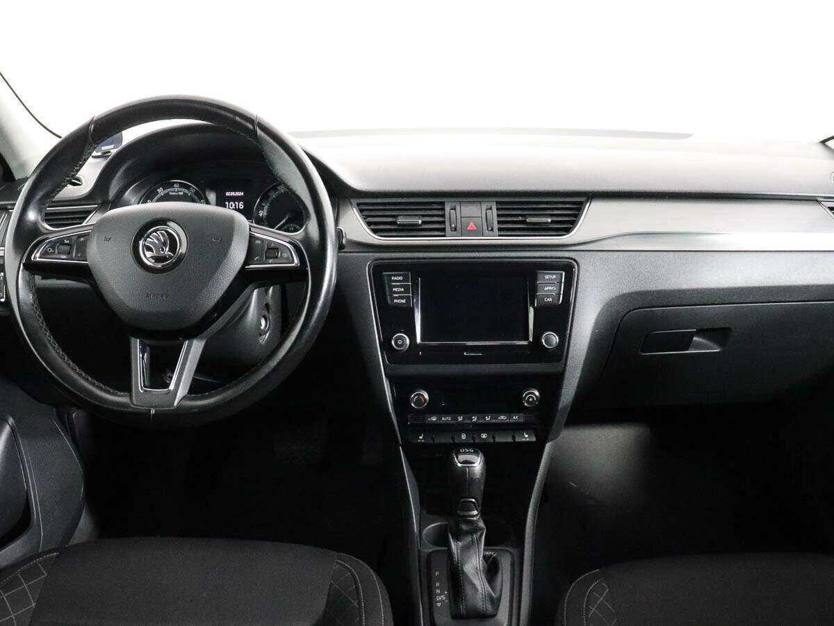 Skoda Rapid 2017 года с пробегом. Фото: #10