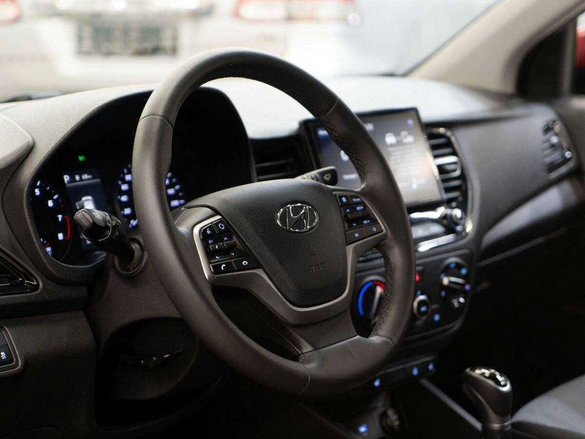 Hyundai Solaris 2021 года с пробегом. Фото: #4