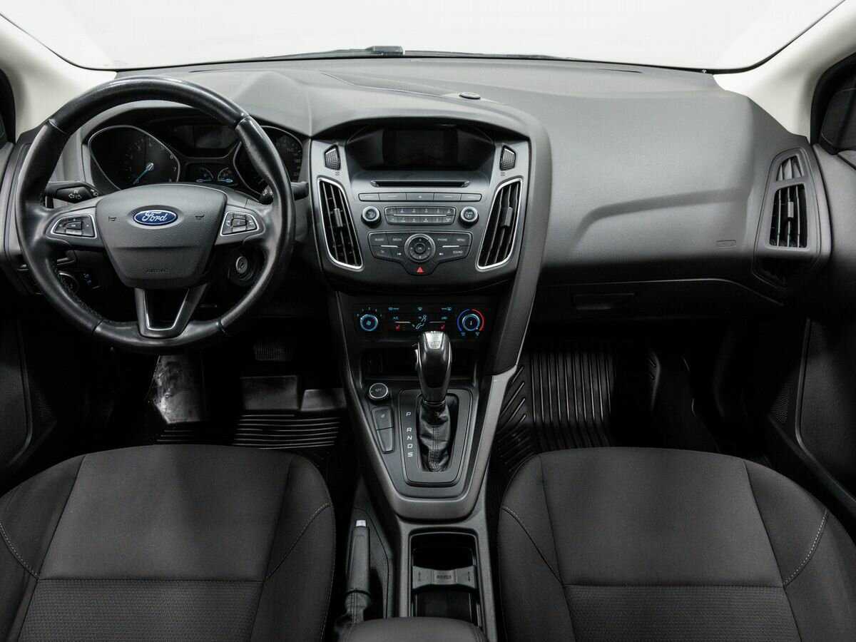 Ford Focus 2017 года с пробегом. Фото: #9