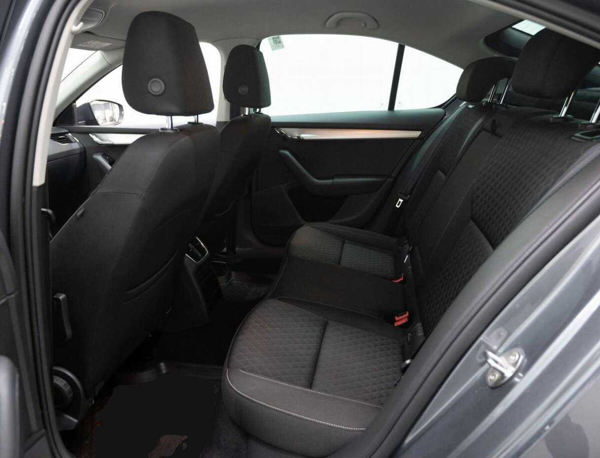 Skoda Octavia 2016 года с пробегом. Фото: #11