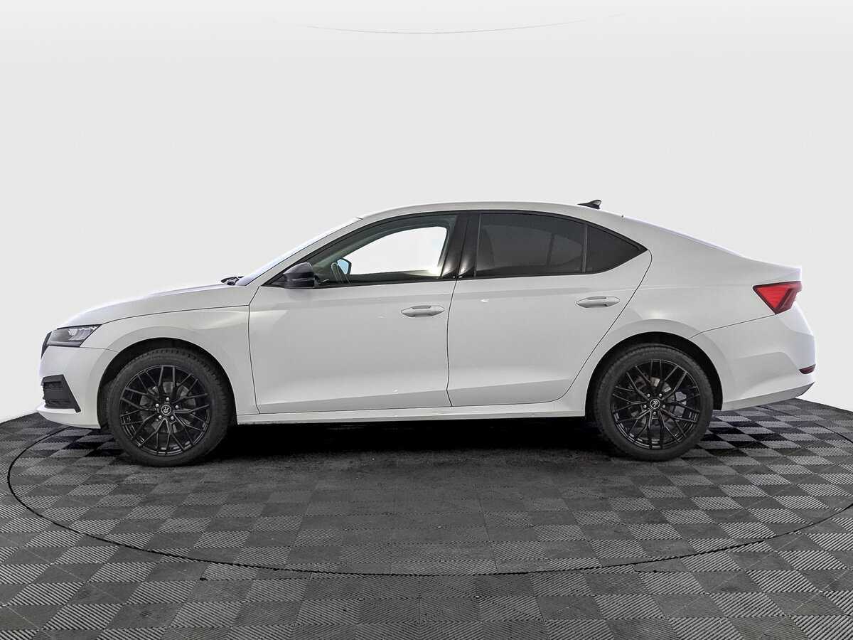 Skoda Octavia 2021 года с пробегом. Фото: #7