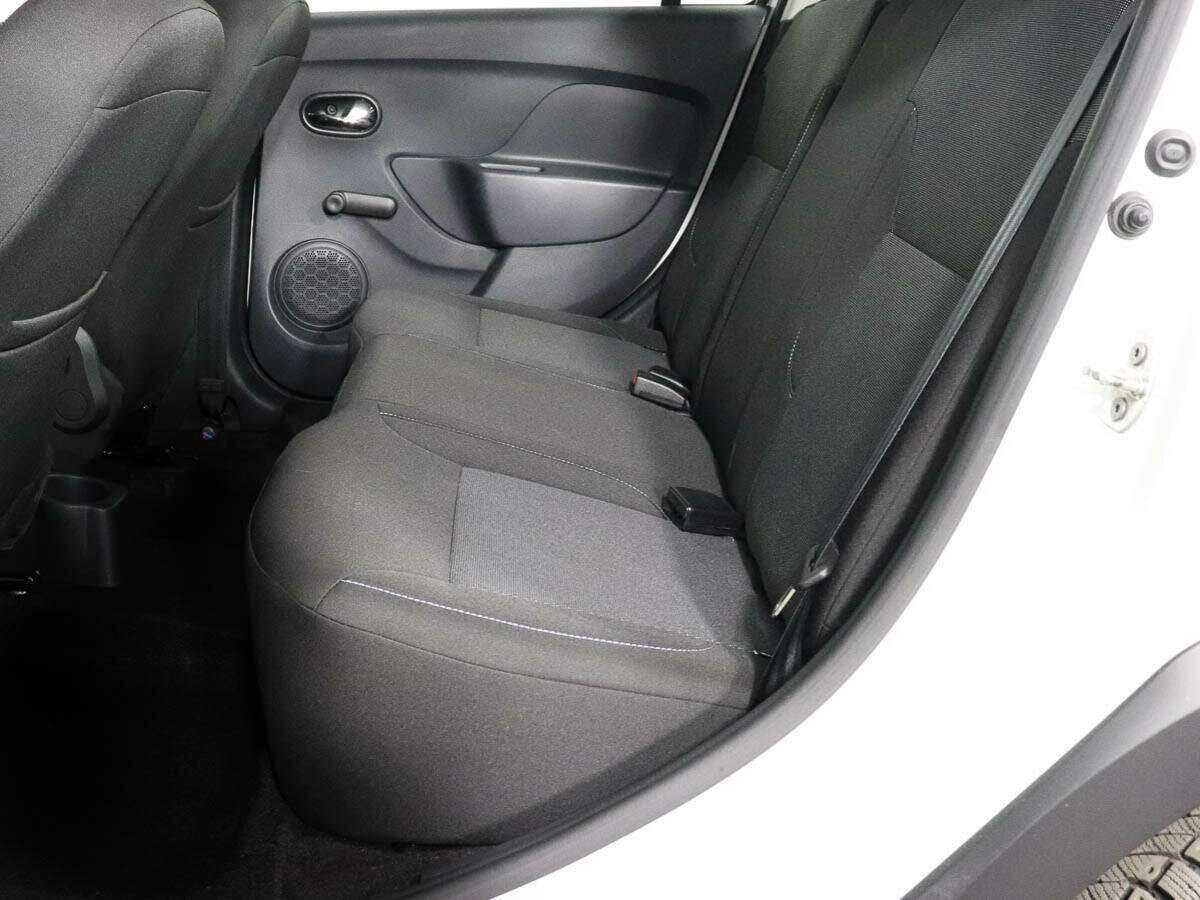 Renault Logan 2020 года с пробегом. Фото: #6