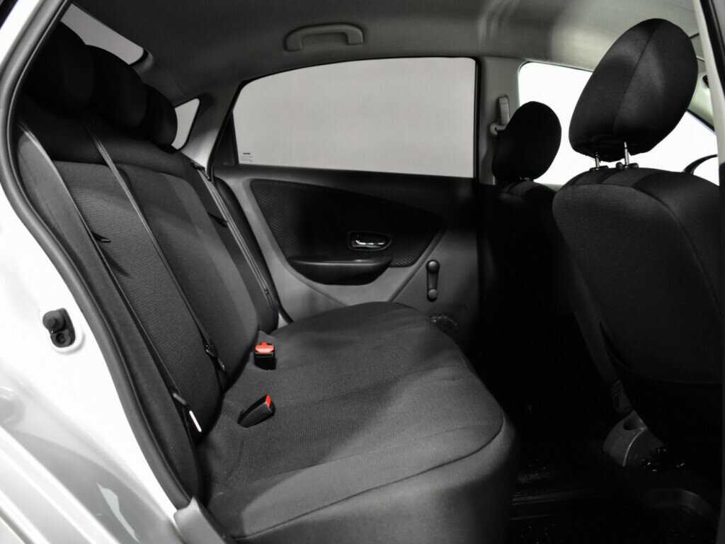 Nissan Almera 2016 года с пробегом. Фото: #9