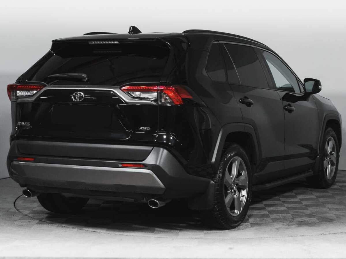 Toyota RAV4 2020 года с пробегом. Фото: #4