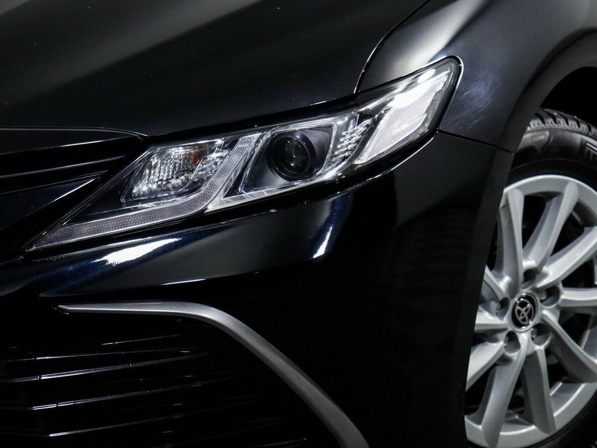 Toyota Camry 2021 года с пробегом. Фото: #12