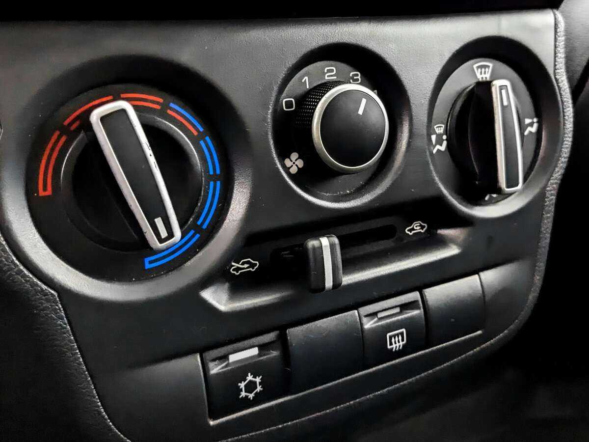 Lada (ВАЗ) Granta 2020 года с пробегом. Фото: #19