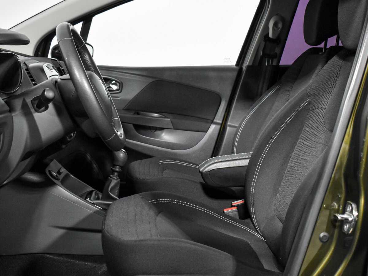 Renault Kaptur 2016 года с пробегом. Фото: #9