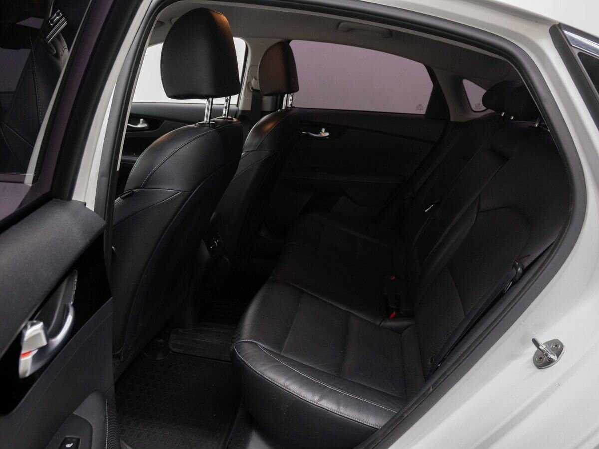 Kia Cerato 2018 года с пробегом. Фото: #8