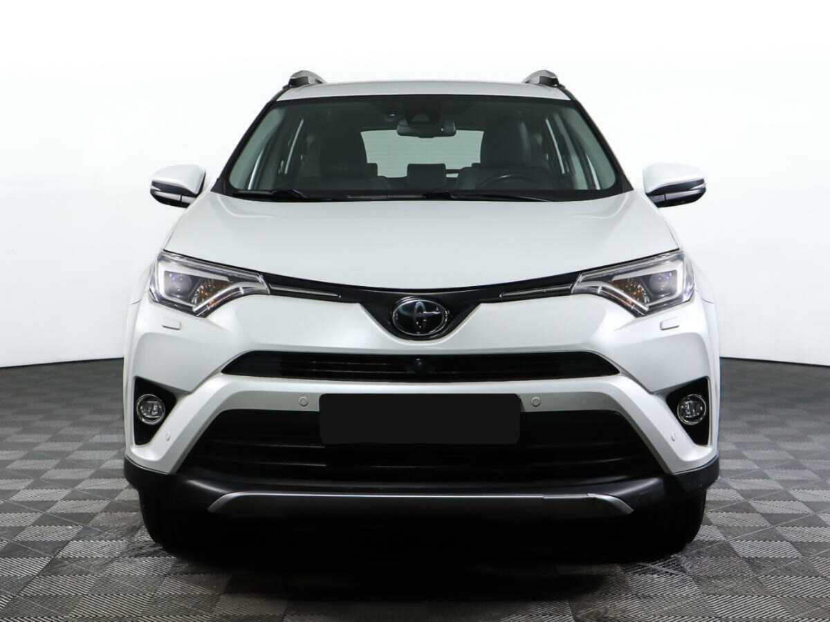 Toyota RAV4 2018 года с пробегом. Фото: #0