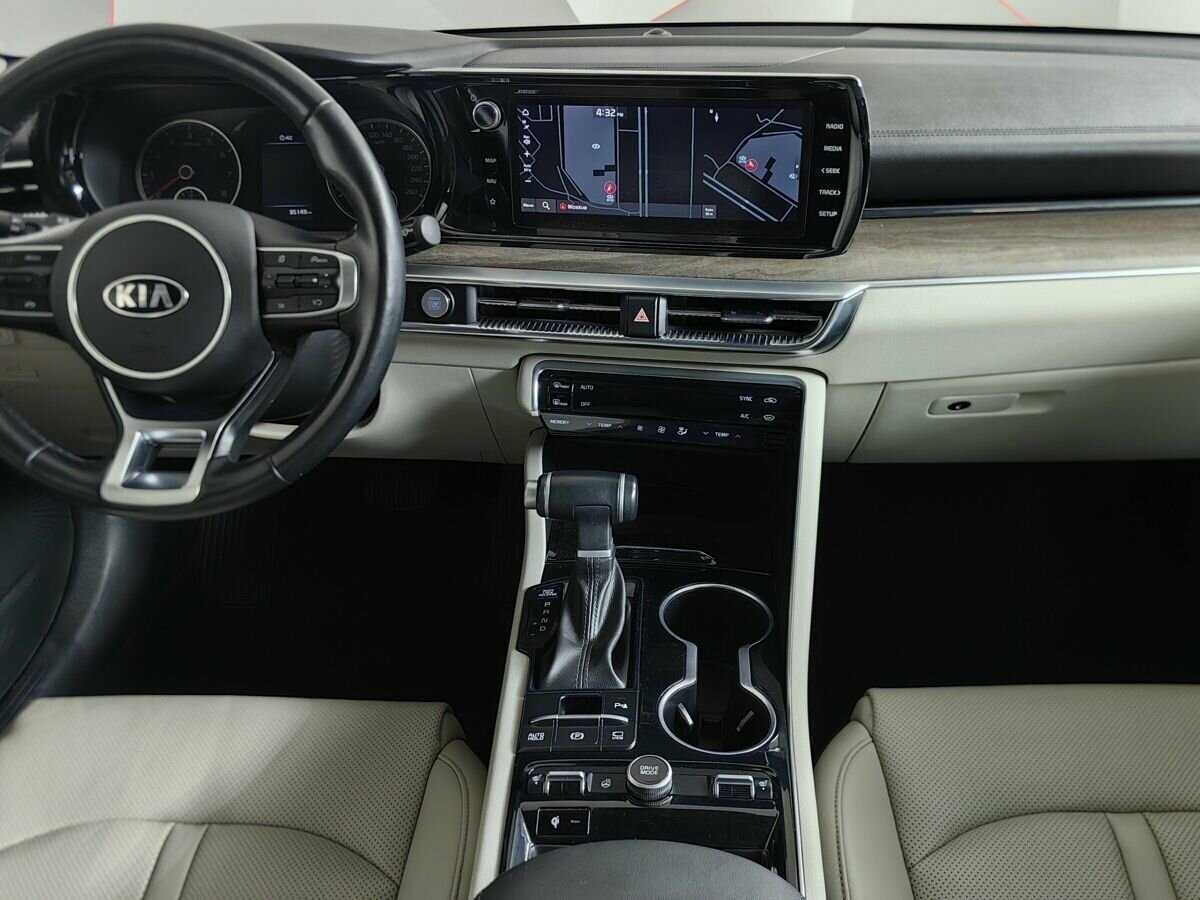 Kia K5 2020 года с пробегом. Фото: #10