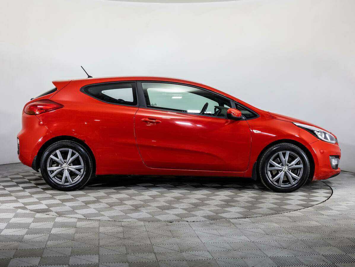 Kia Ceed 2014 года с пробегом. Фото: #3