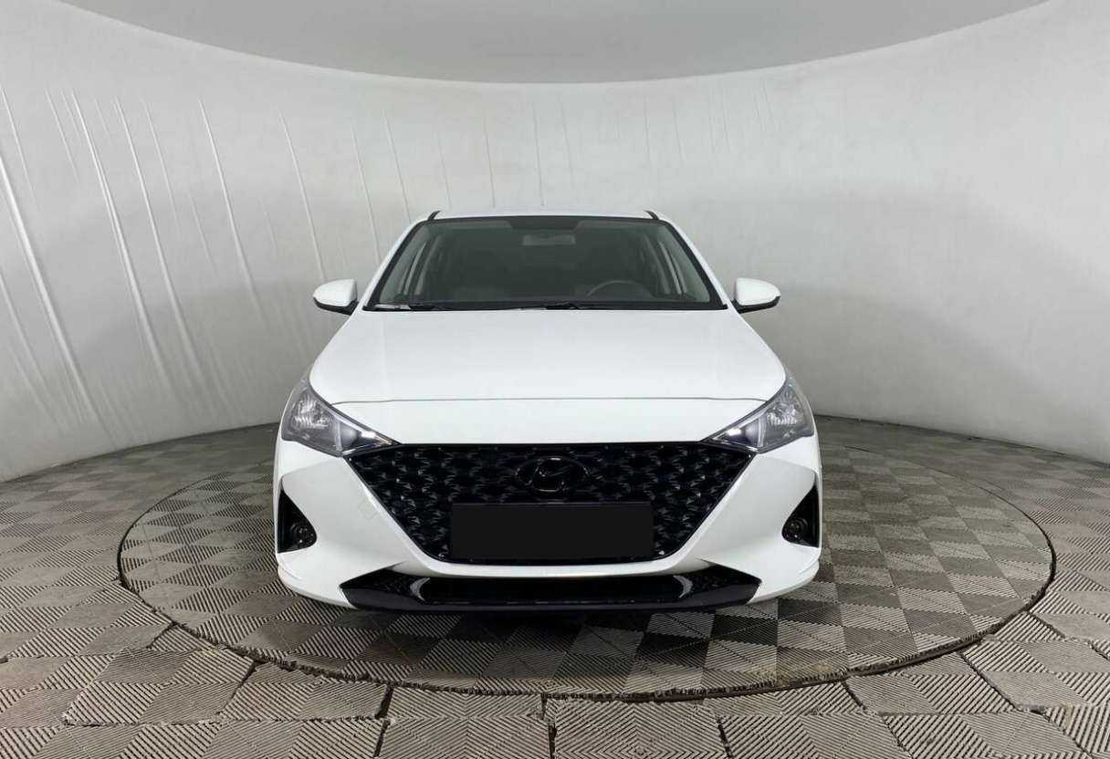 Hyundai Solaris 2021 года с пробегом. Фото: #1