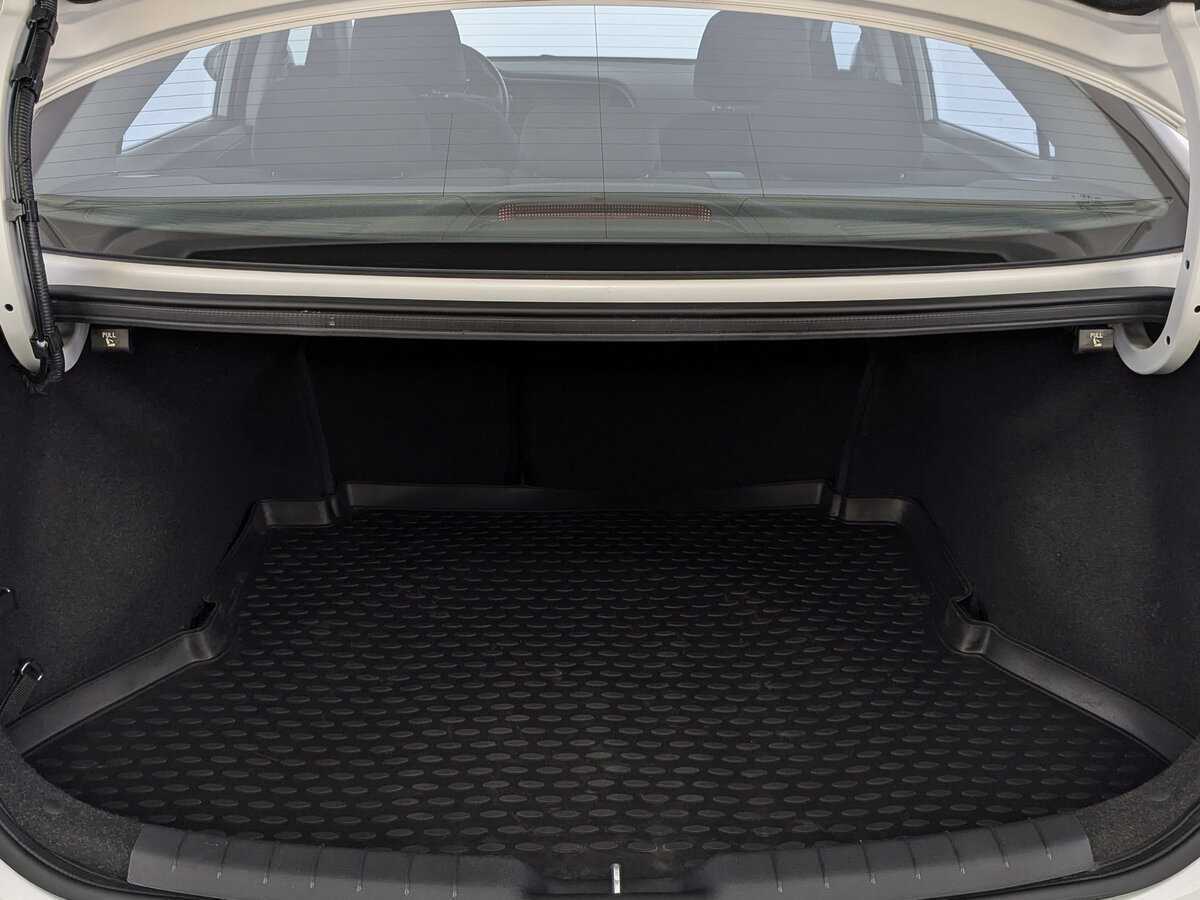 Hyundai Elantra 2019 года с пробегом. Фото: #9