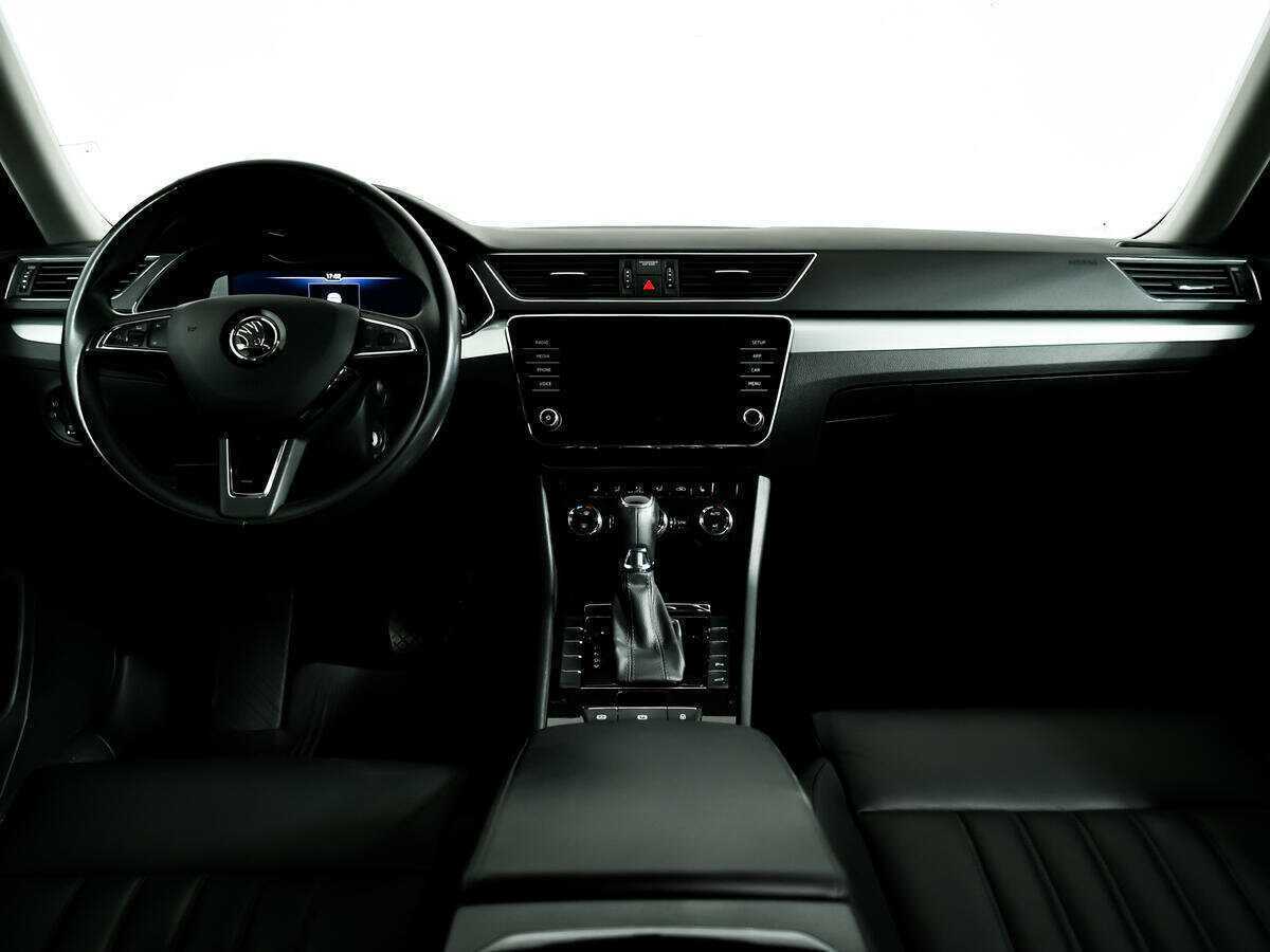 Skoda Superb 2019 года с пробегом. Фото: #10