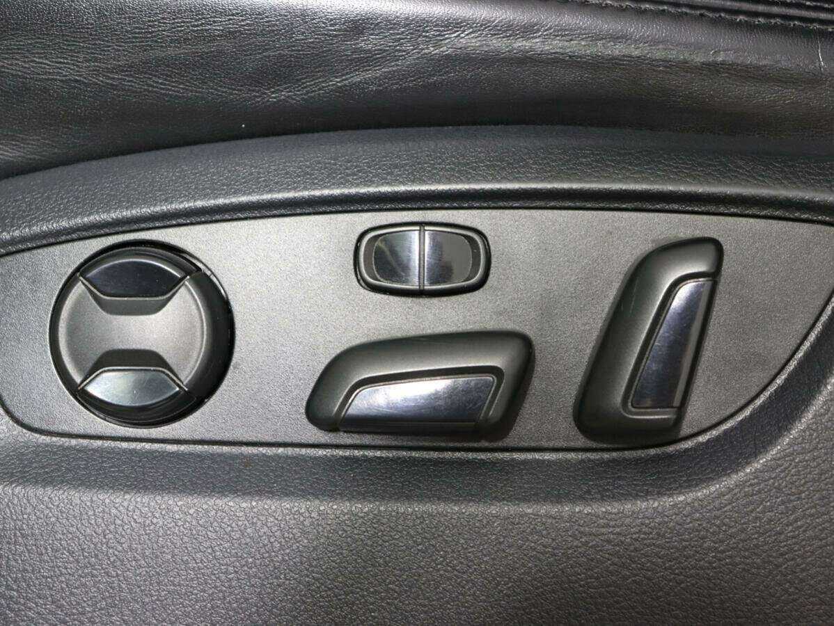 Volkswagen Touareg 2012 года с пробегом. Фото: #11