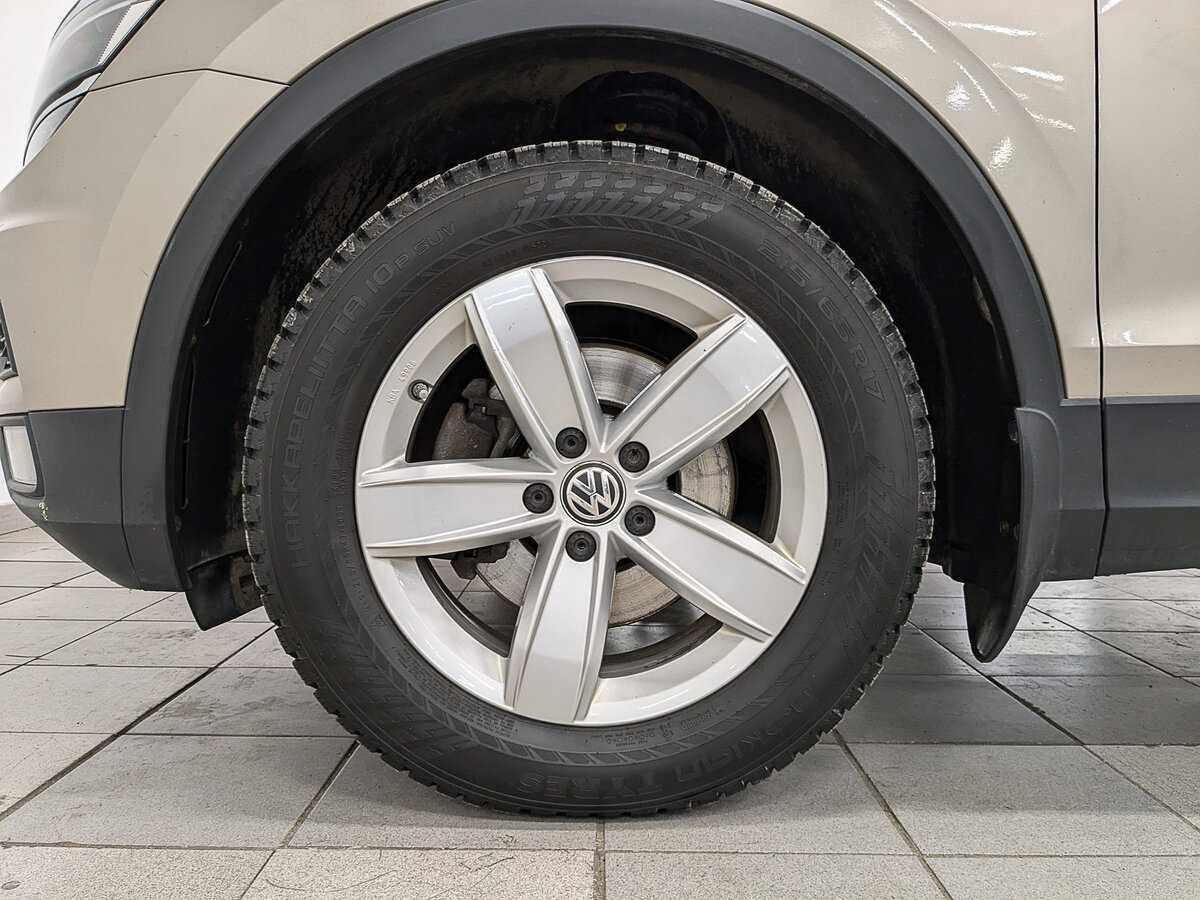 Volkswagen Tiguan 2018 года с пробегом. Фото: #17