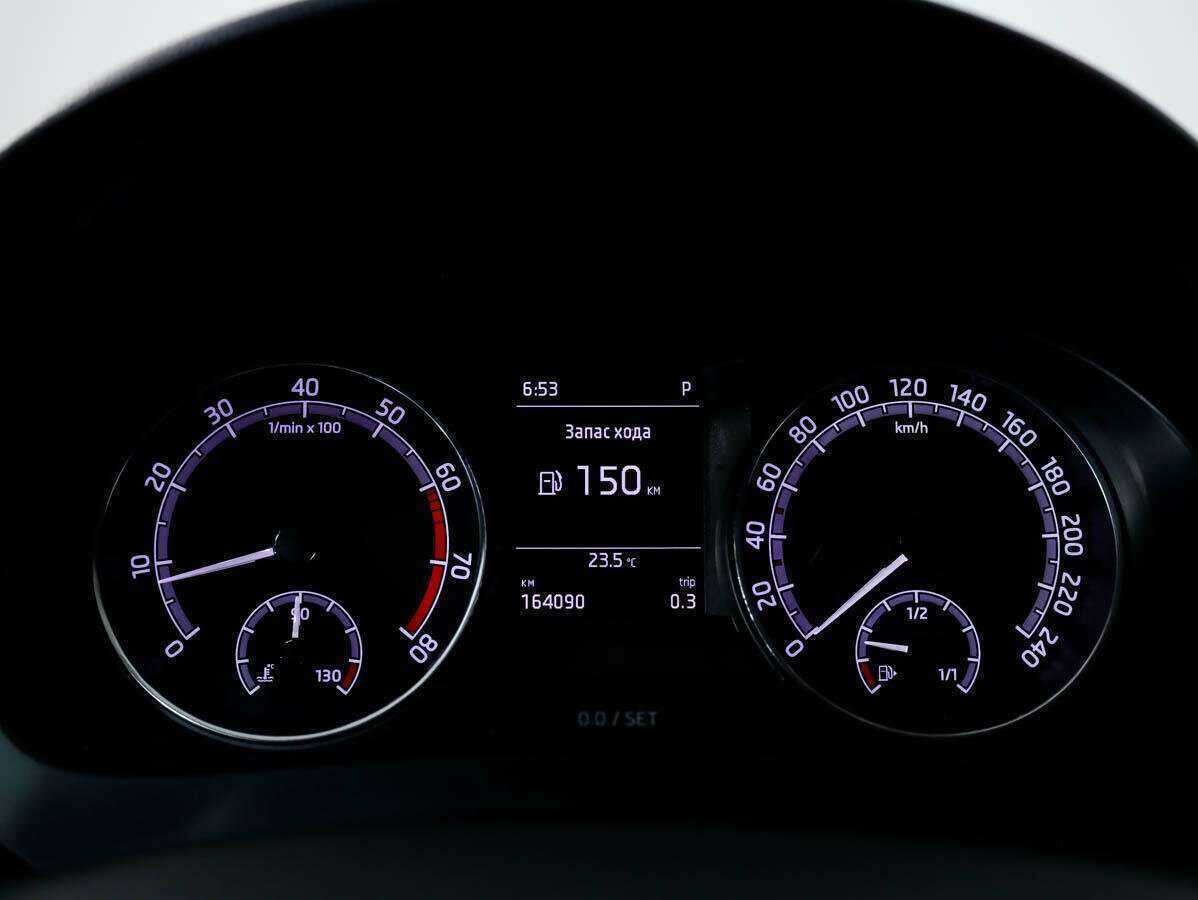 Skoda Rapid 2018 года с пробегом. Фото: #9