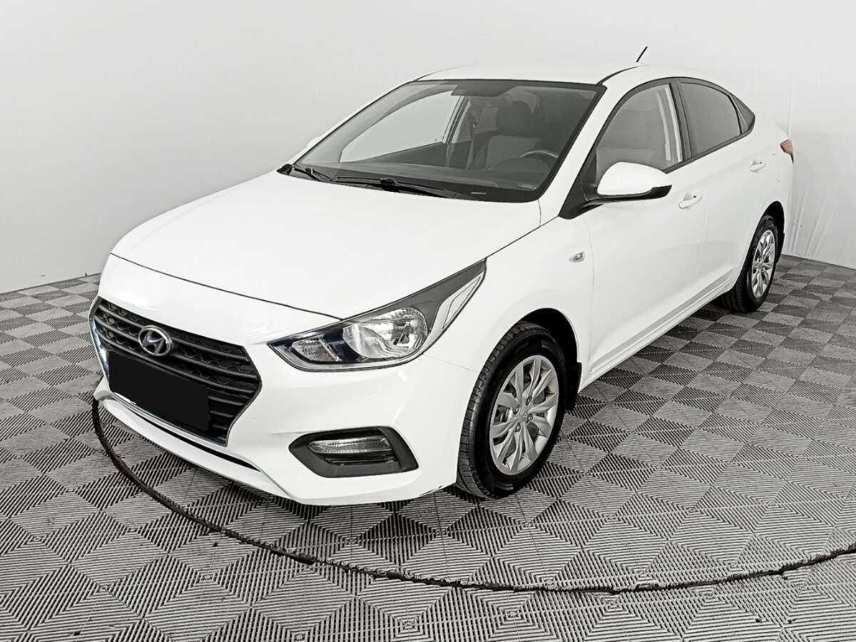 Hyundai Solaris 2017 года с пробегом. Посмотреть фото