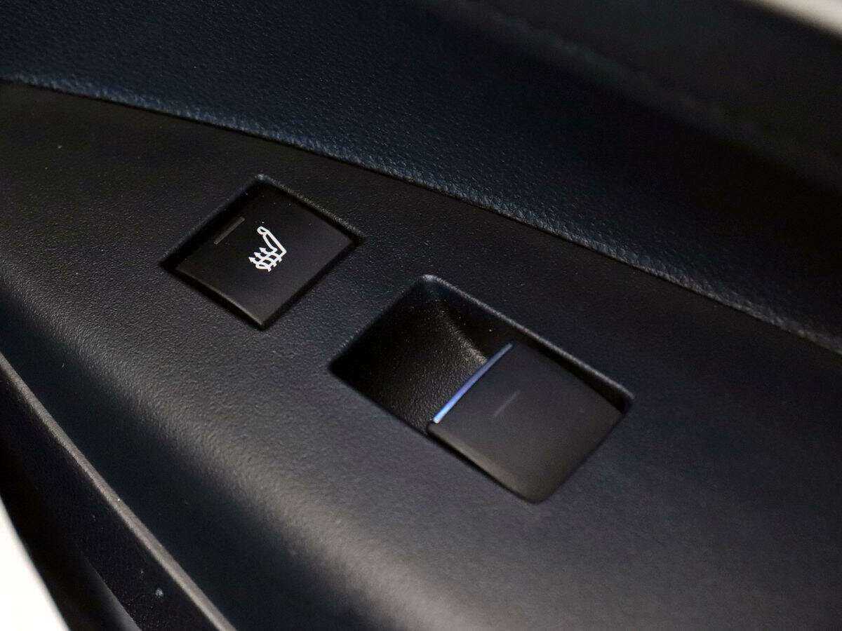 Toyota Corolla 2019 года с пробегом. Фото: #12