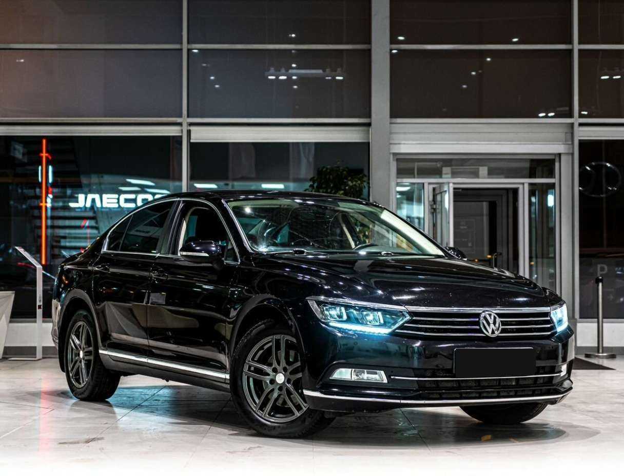 Volkswagen Passat 2017 года с пробегом. Фото: #1