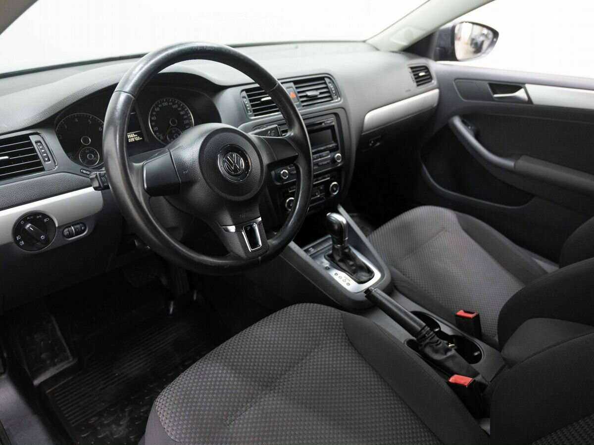 Volkswagen Jetta 2012 года с пробегом. Фото: #5