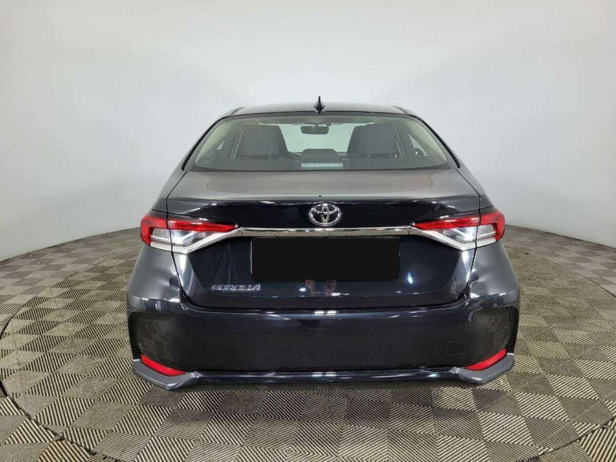 Toyota Corolla 2019 года с пробегом. Фото: #2