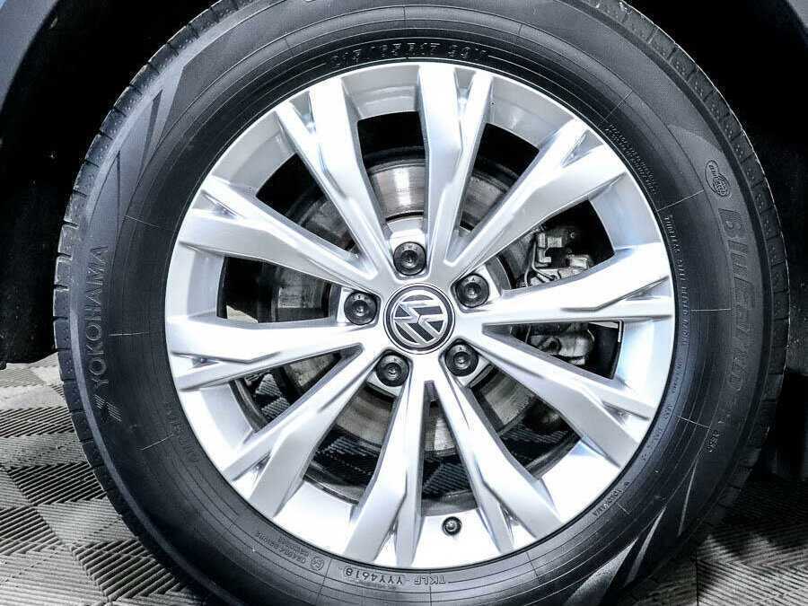 Volkswagen Tiguan 2018 года с пробегом. Фото: #13